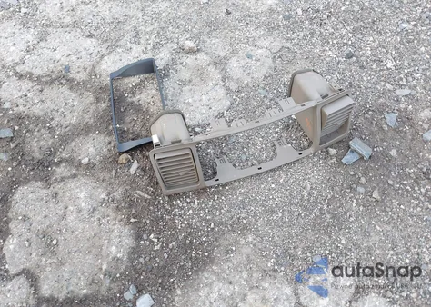 2003 Toyota Corolla Ce/Le z USA, uszkodzony, nr VIN JTDBR32E632010601